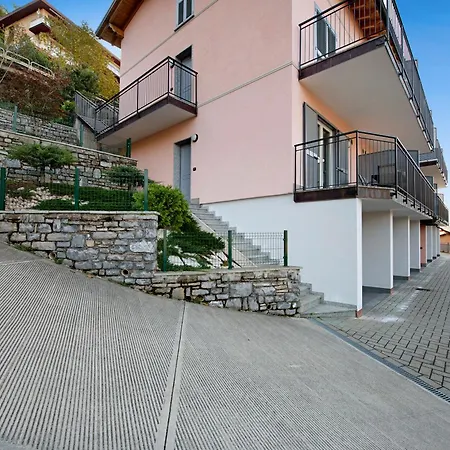 아파트 6 Il Tornante *