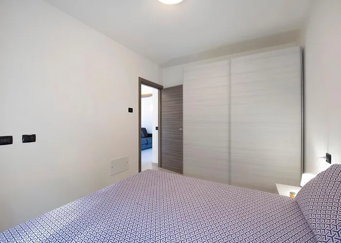 6 Il Tornante Apartment *